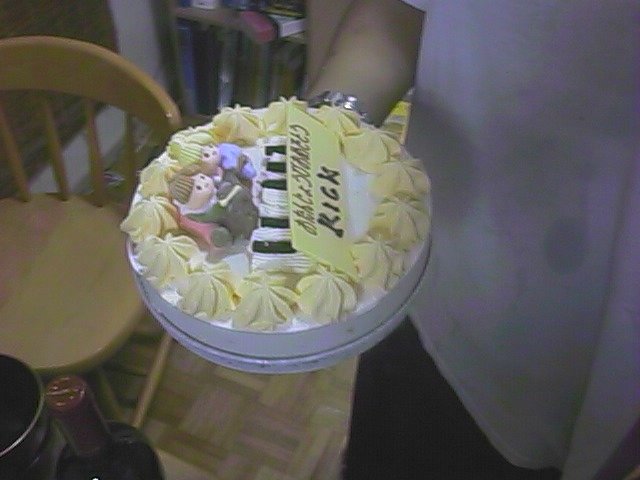 birthday cake.jpg, 45746 bytes, 10/12/1999